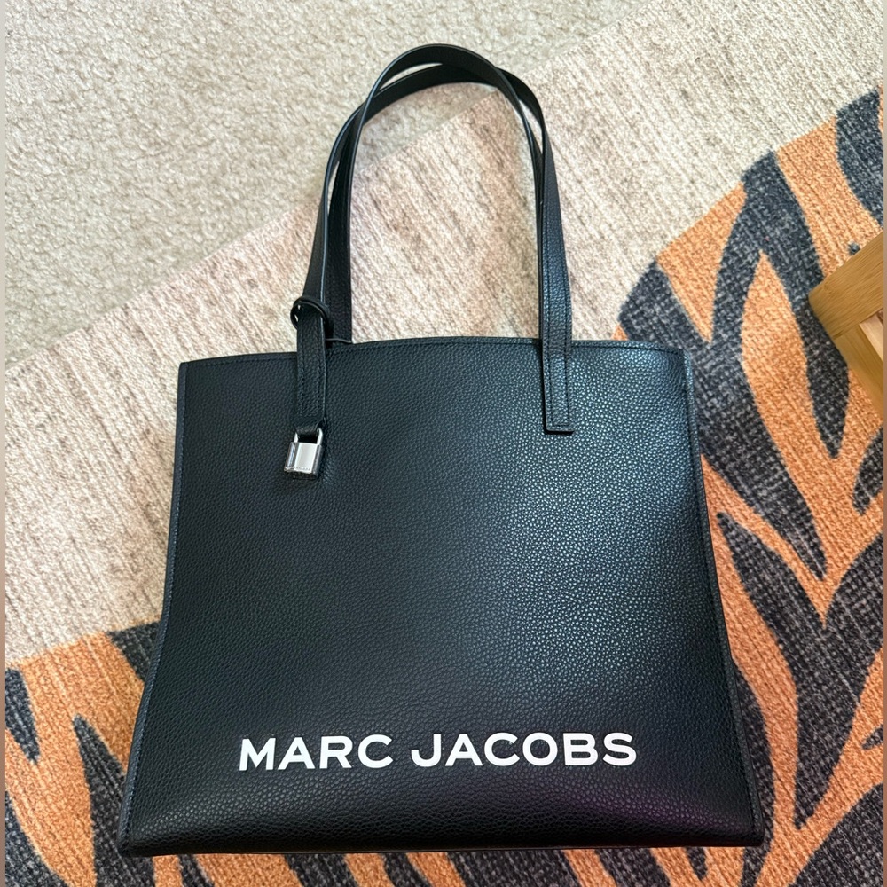 Marc Jacobs Black Pebbled Leather Logo Tote